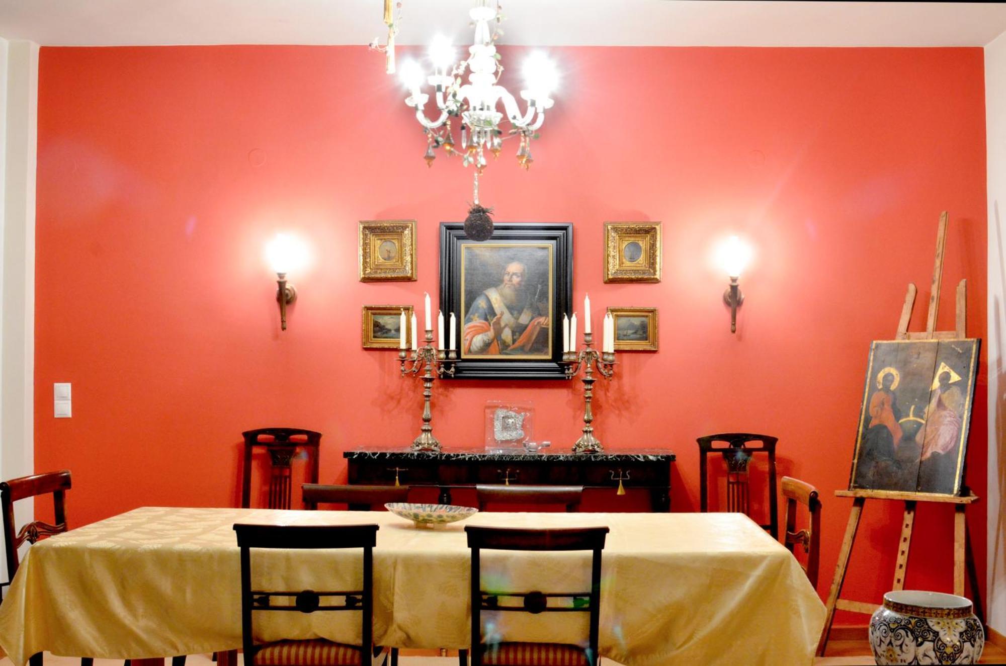 Elegant Stone Mansion In Historic Mystrasアパートメント エクステリア 写真